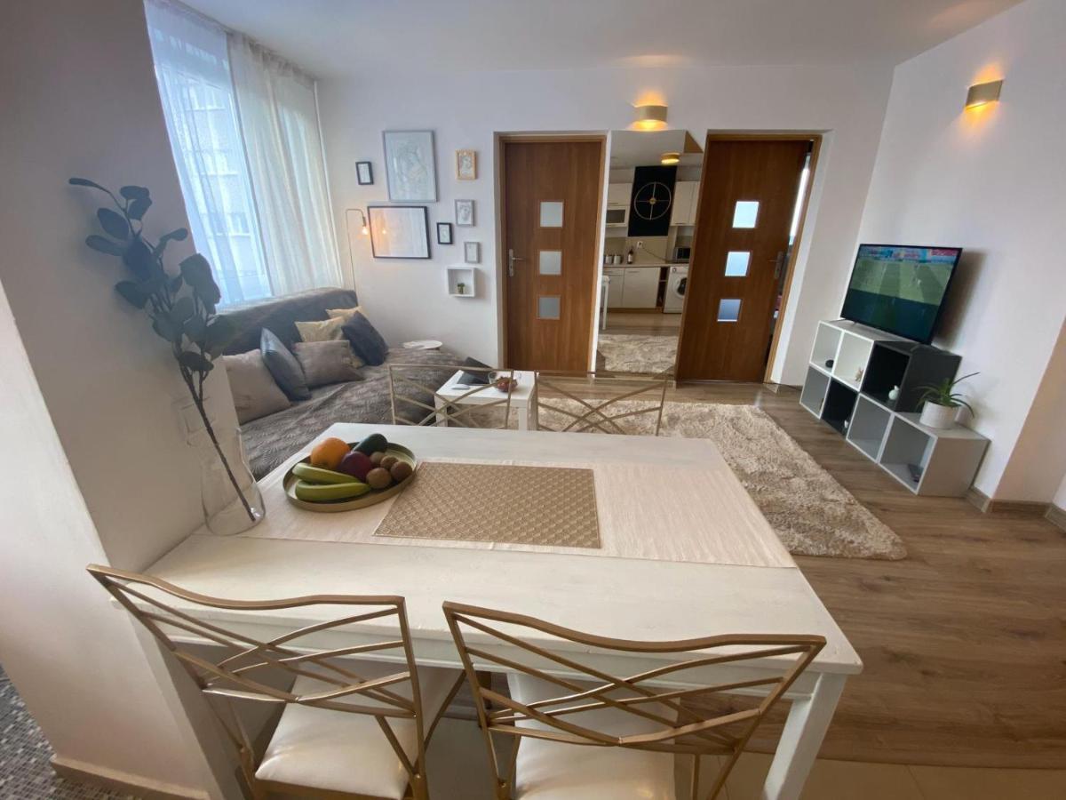 Vicky - New Apartment Centrum Srodmiescie วอร์ซอ ภายนอก รูปภาพ