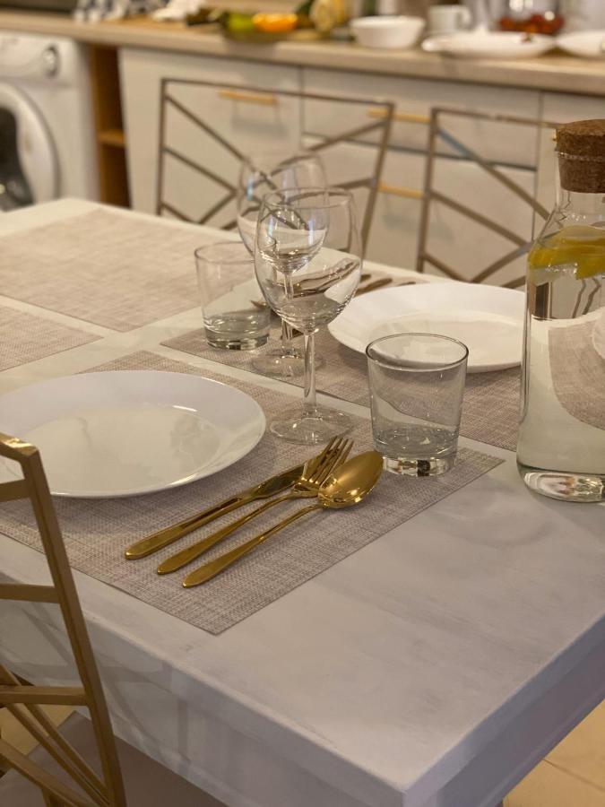 Vicky - New Apartment Centrum Srodmiescie วอร์ซอ ภายนอก รูปภาพ