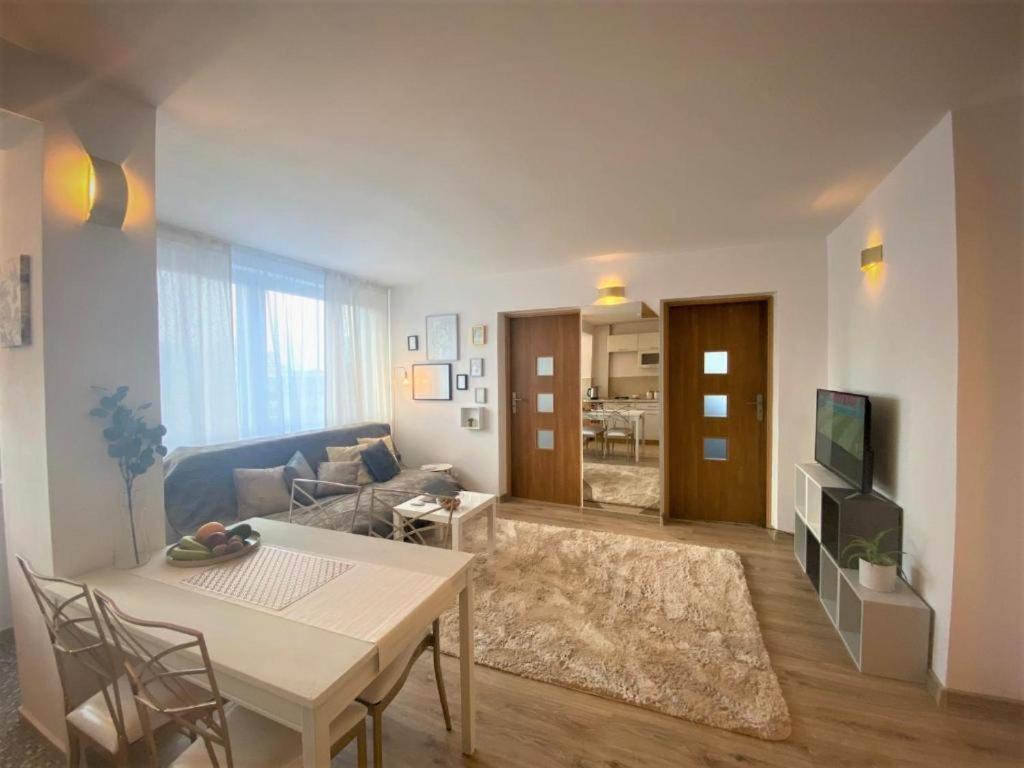 Vicky - New Apartment Centrum Srodmiescie วอร์ซอ ภายนอก รูปภาพ